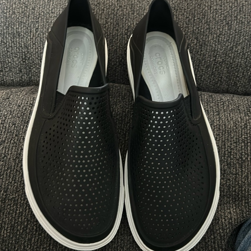 Crocs Black White Slip Ons sz W7